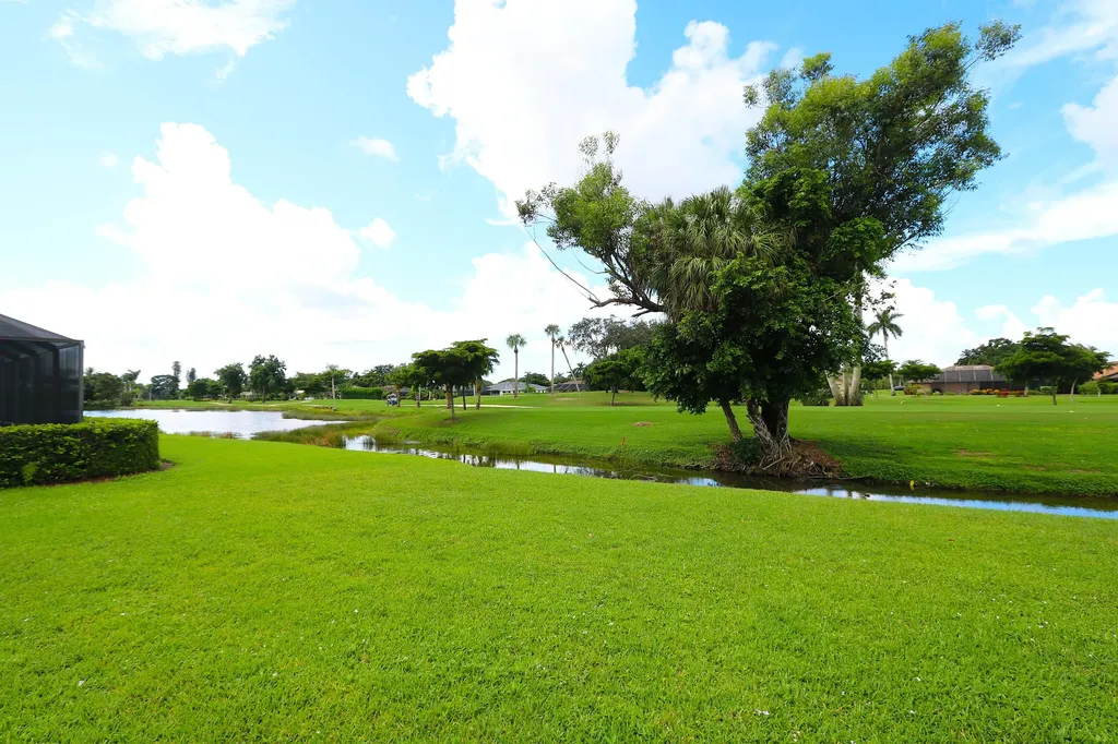 178 Torrey Pines Naples FL 34113