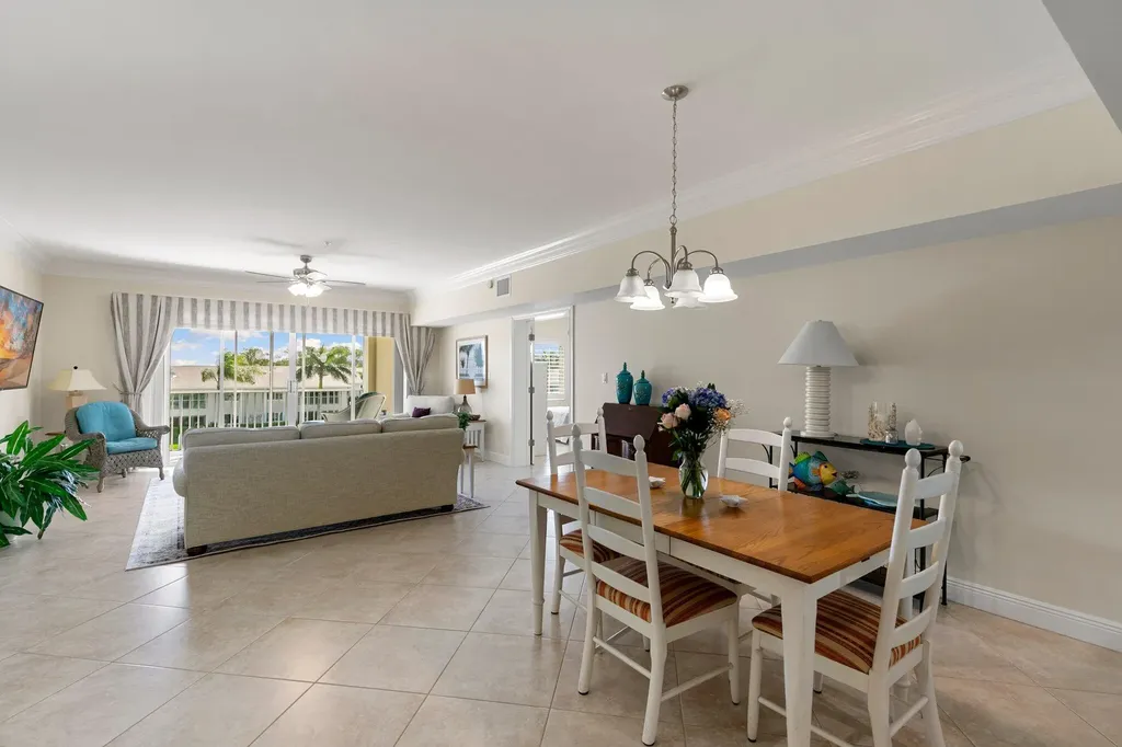 907 Panama Court Marco Island FL 34145