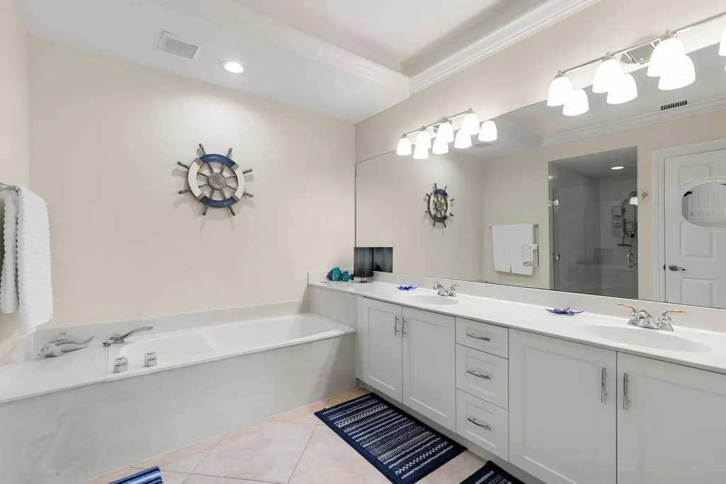 907 Panama Court Marco Island FL 34145