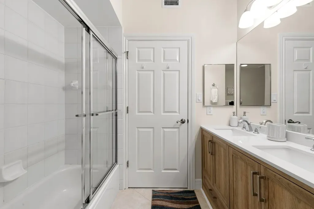 907 Panama Court Marco Island FL 34145