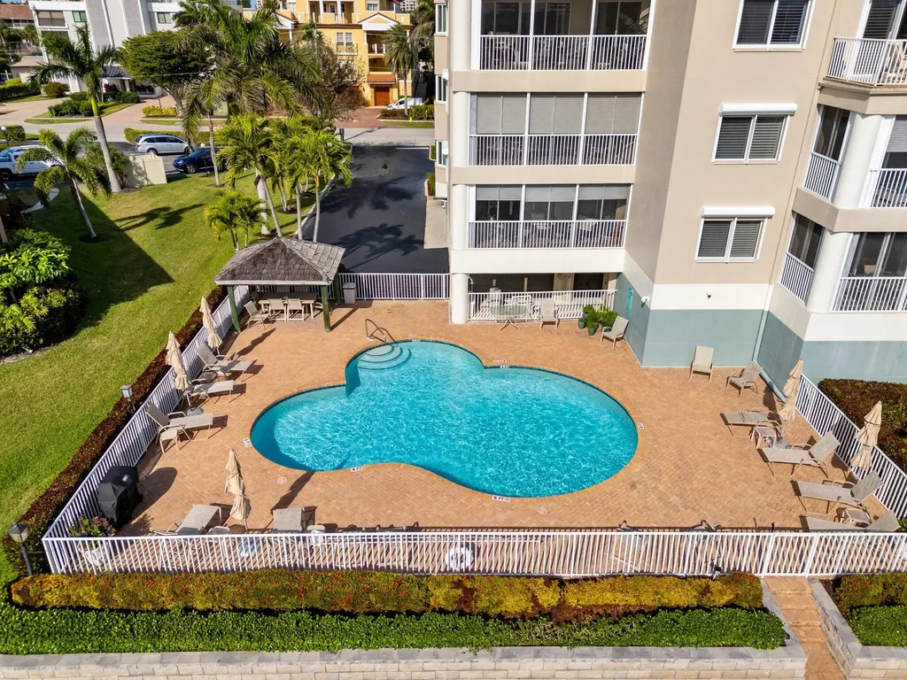 907 Panama Court Marco Island FL 34145