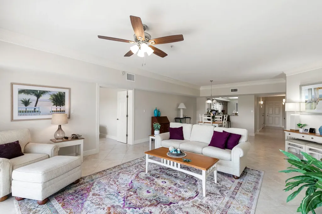 907 Panama Court Marco Island FL 34145