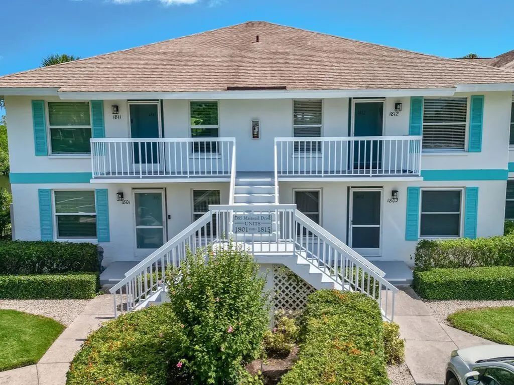 1385 Mainsail Drive Naples FL 34114