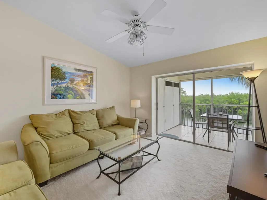 1385 Mainsail Drive Naples FL 34114
