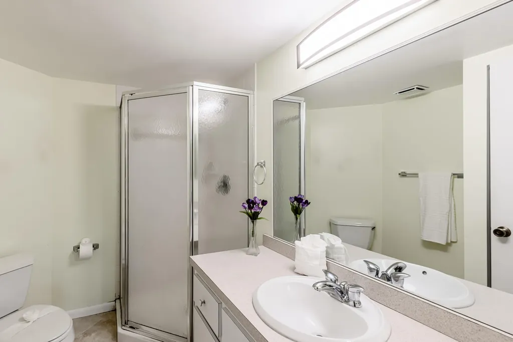 1708 Kings Lake Naples FL 34112