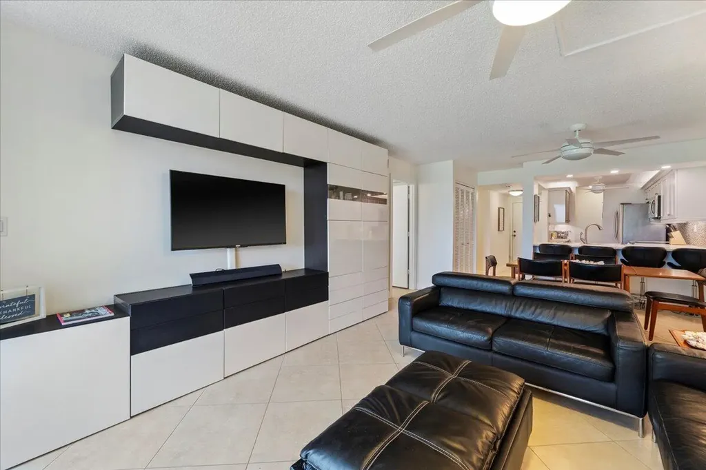 601 Seaview Court Marco Island FL 34145