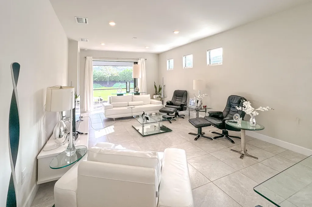 2244 Yellowfin Circle Naples FL 34114