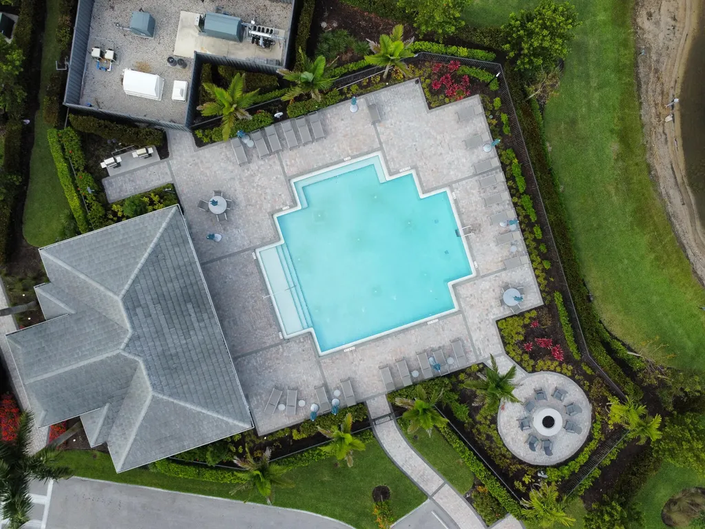 2244 Yellowfin Circle Naples FL 34114