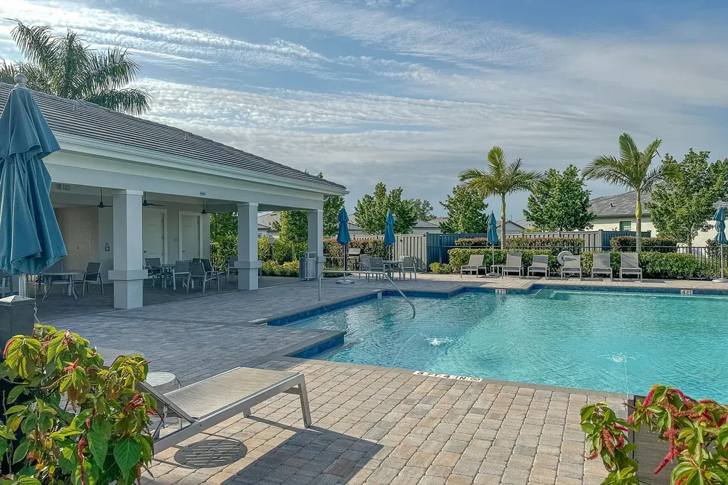 2244 Yellowfin Circle Naples FL 34114