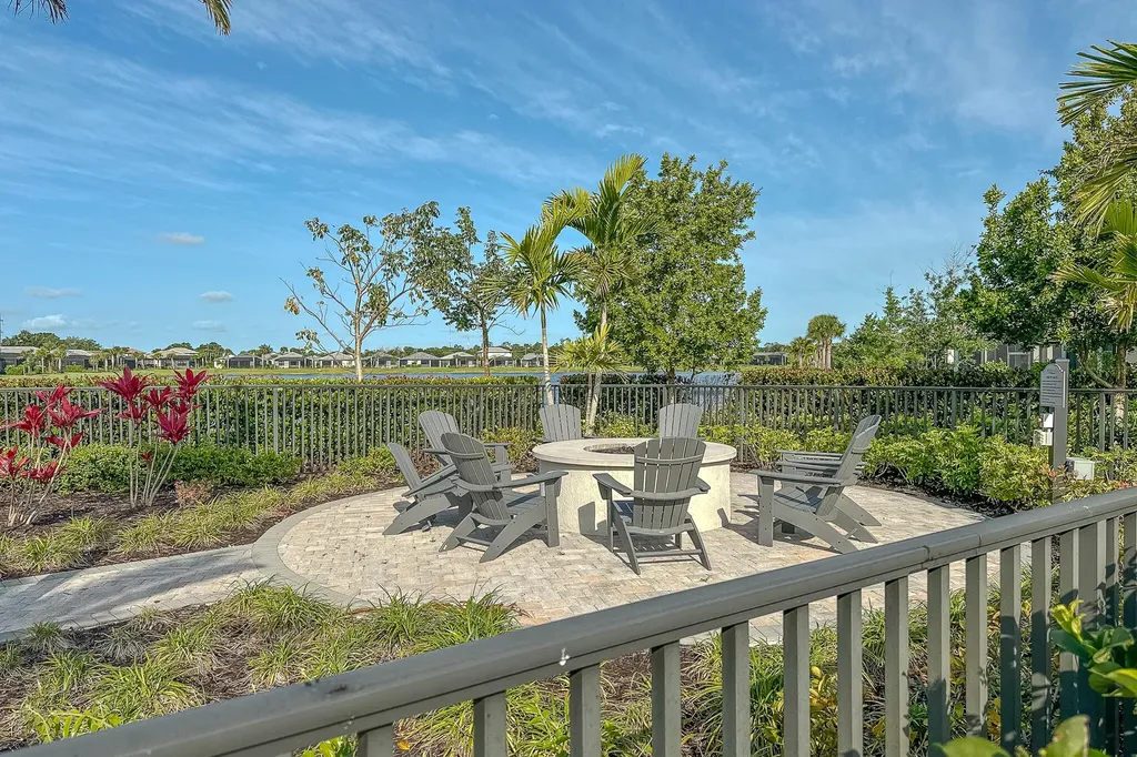 2244 Yellowfin Circle Naples FL 34114