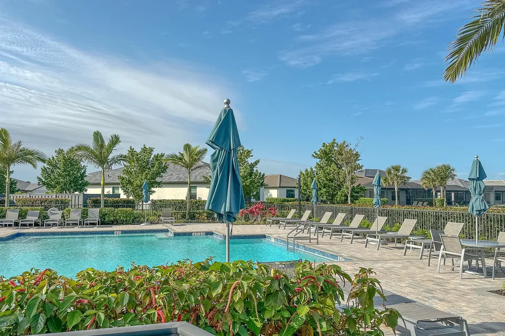 2244 Yellowfin Circle Naples FL 34114