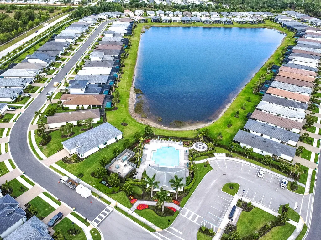 2244 Yellowfin Circle Naples FL 34114