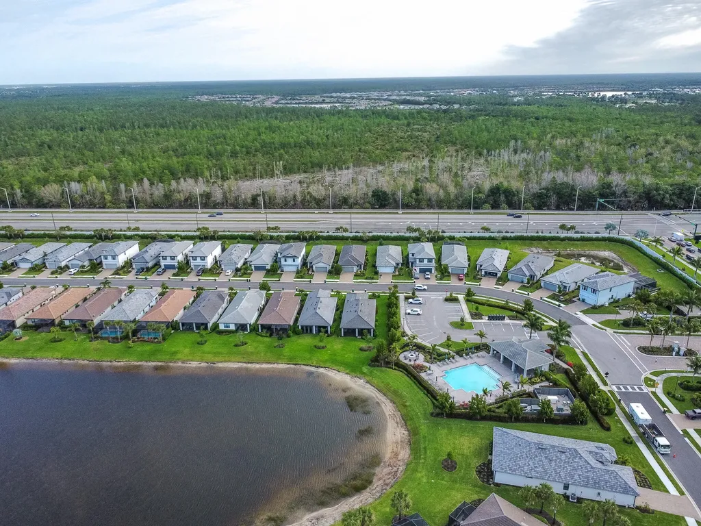 2244 Yellowfin Circle Naples FL 34114