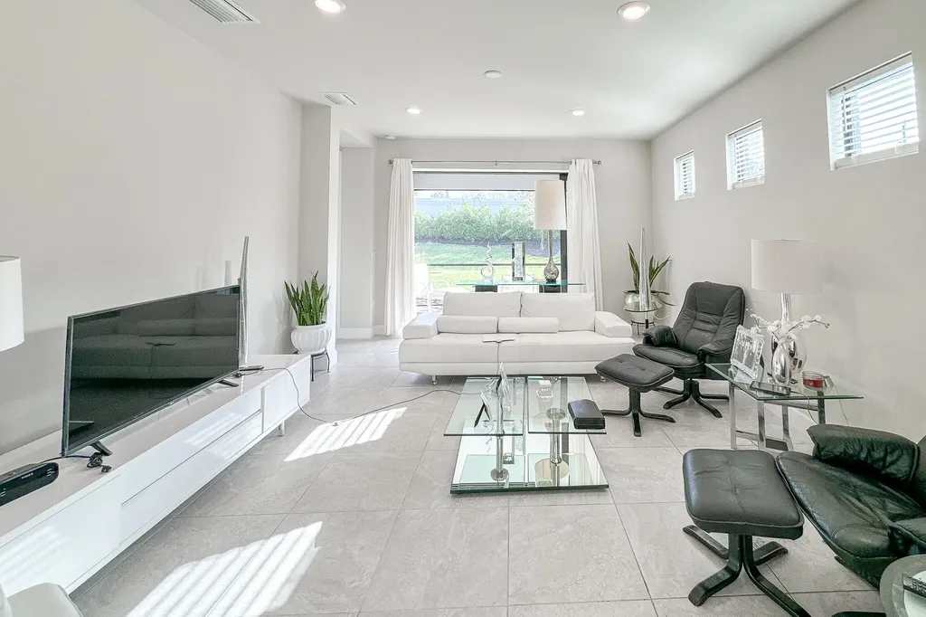 2244 Yellowfin Circle Naples FL 34114