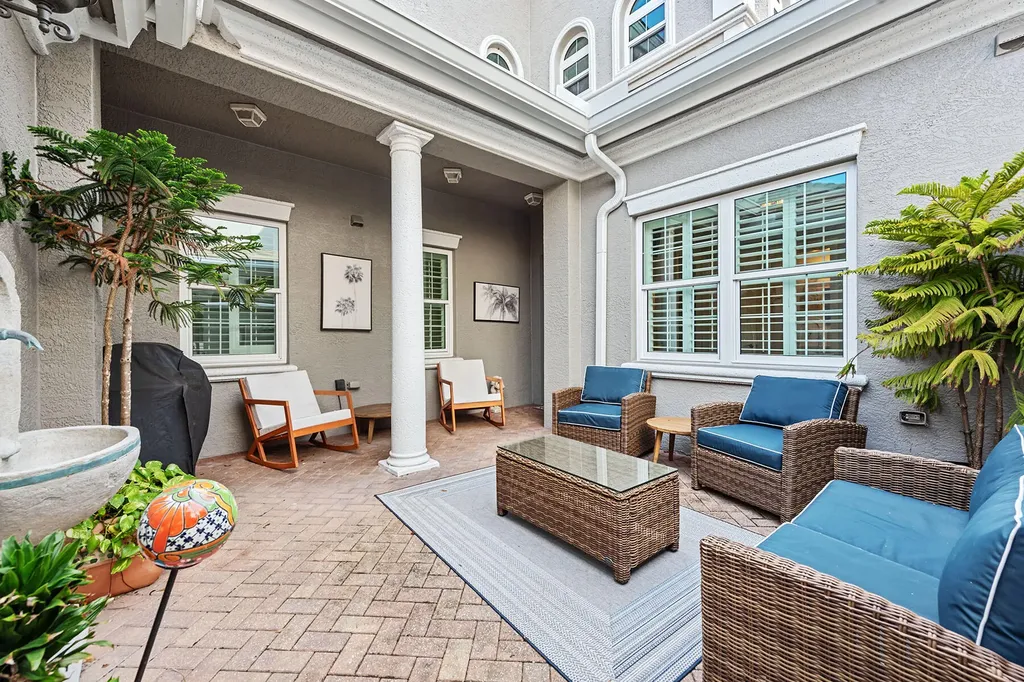 9229 Museo Circle Naples FL 34114