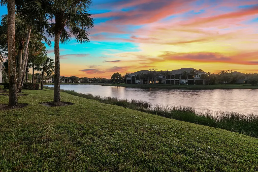 9229 Museo Circle Naples FL 34114