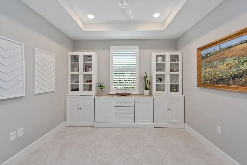 2768 Amaranda Court Naples FL 34114