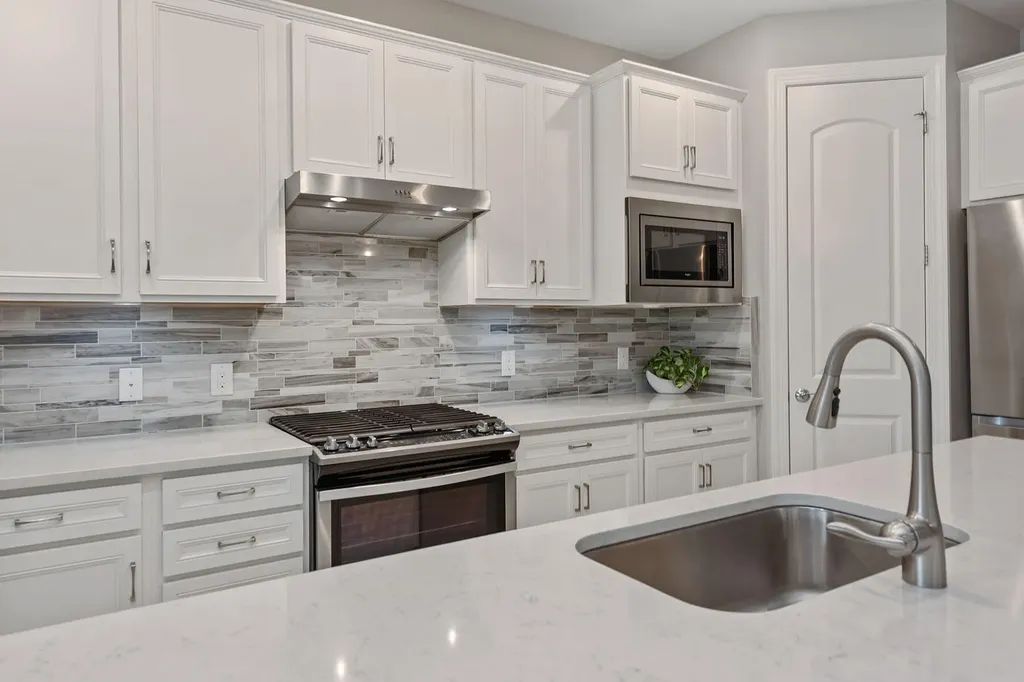 2768 Amaranda Court Naples FL 34114