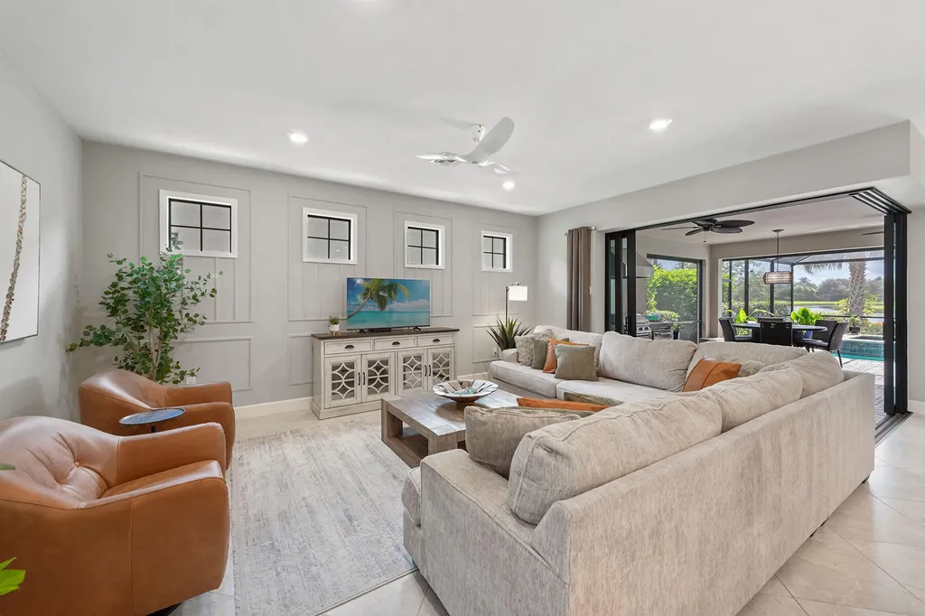 2768 Amaranda Court Naples FL 34114