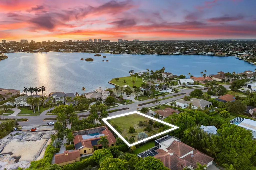 761 S Barfield Drive Marco Island FL 34145