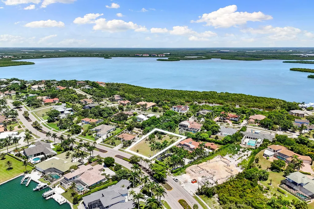 761 S Barfield Drive Marco Island FL 34145