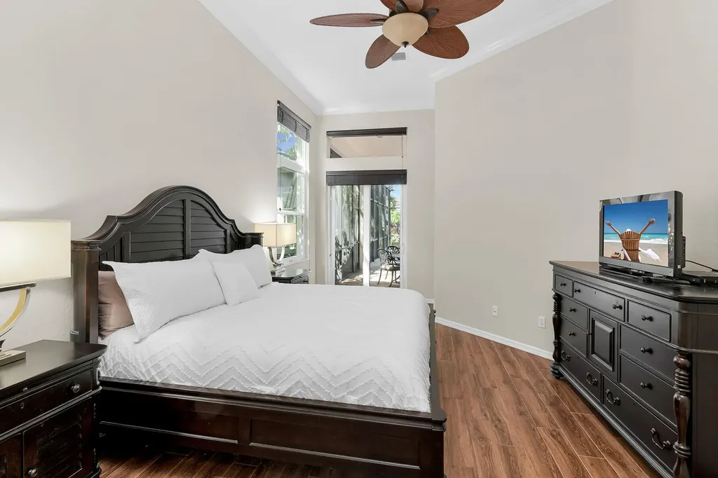 8574 Pepper Tree Way Naples FL 34114