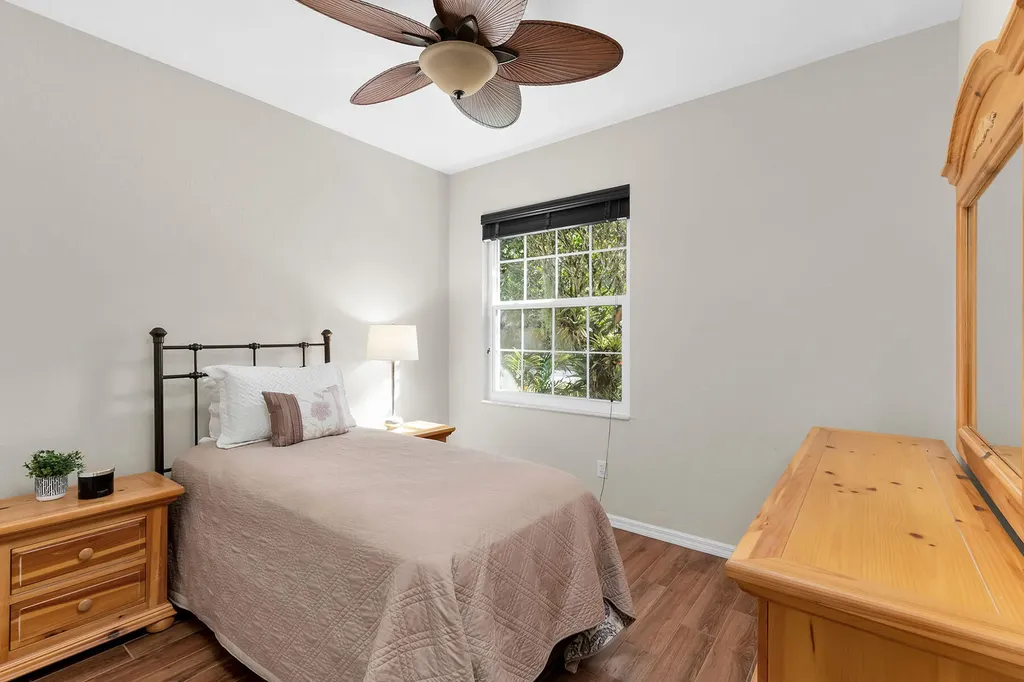 8574 Pepper Tree Way Naples FL 34114