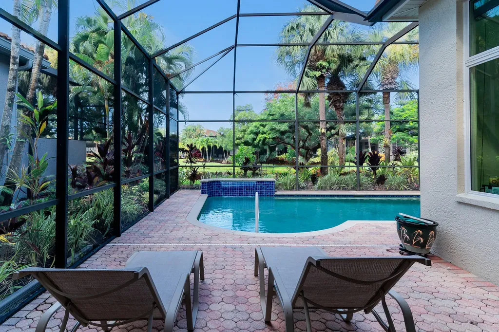 8574 Pepper Tree Way Naples FL 34114