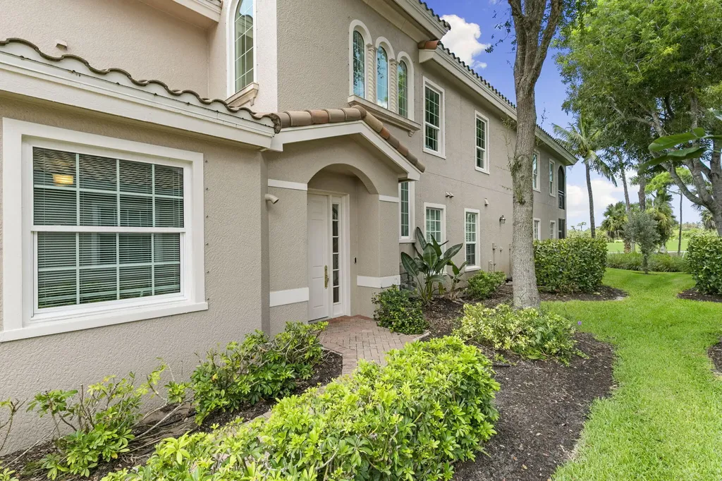 9077 Cherry Oaks Trail Naples FL 34114
