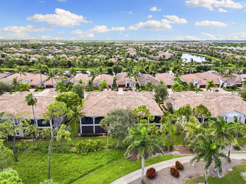 9077 Cherry Oaks Trail Naples FL 34114