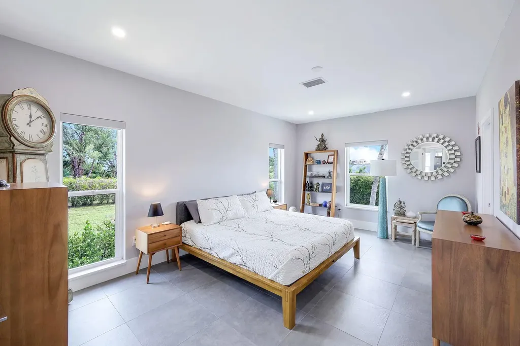 681 Diplomat Court Marco Island FL 34145