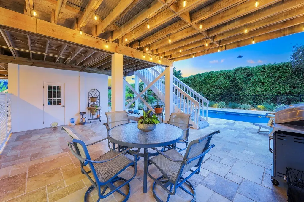 681 Diplomat Court Marco Island FL 34145