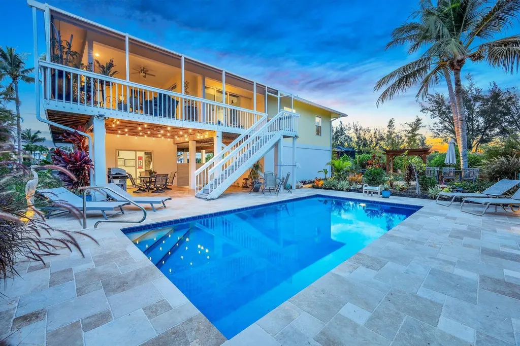 681 Diplomat Court Marco Island FL 34145