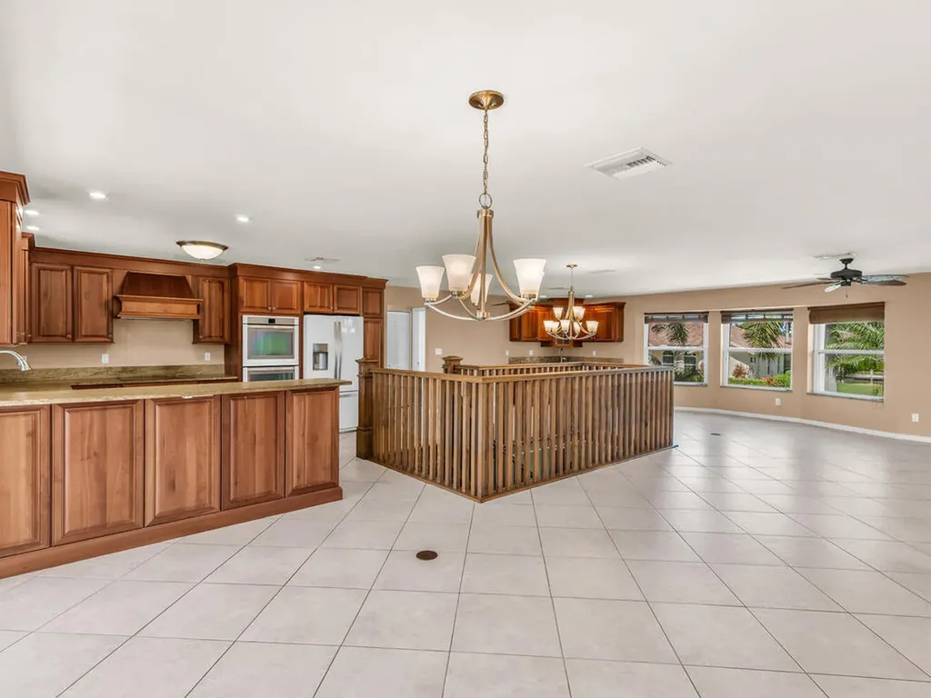 1179 Lighthouse Court Marco Island FL 34145