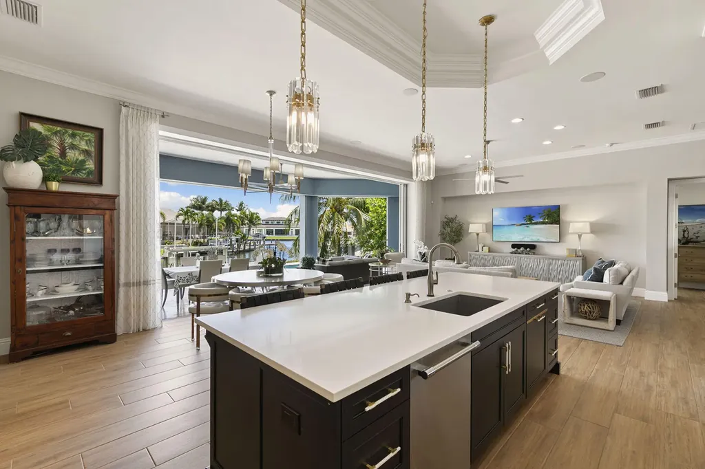 177 Geranium Court Marco Island FL 34145