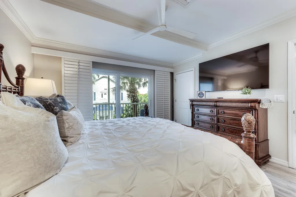 160 Palm Street Marco Island FL 34145