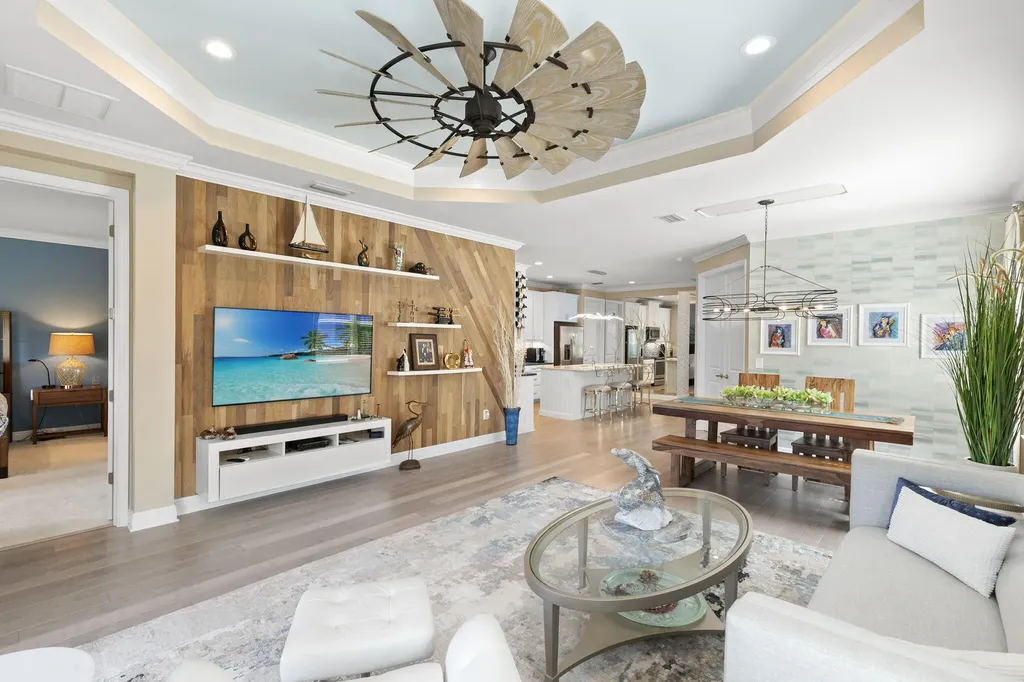 2259 Marquesa Circle Naples FL 34112