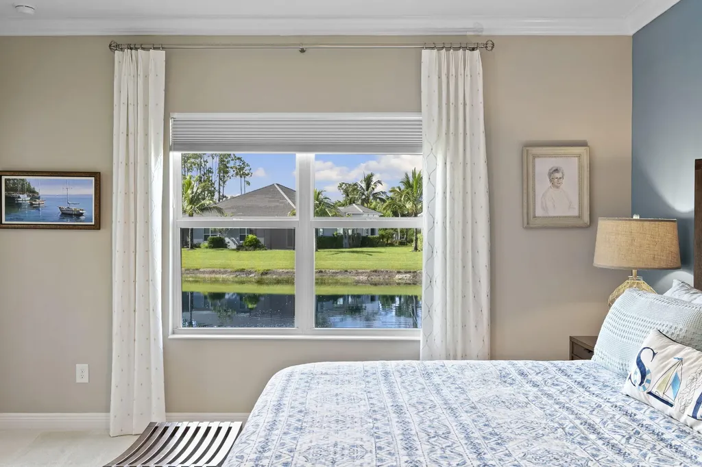 2259 Marquesa Circle Naples FL 34112