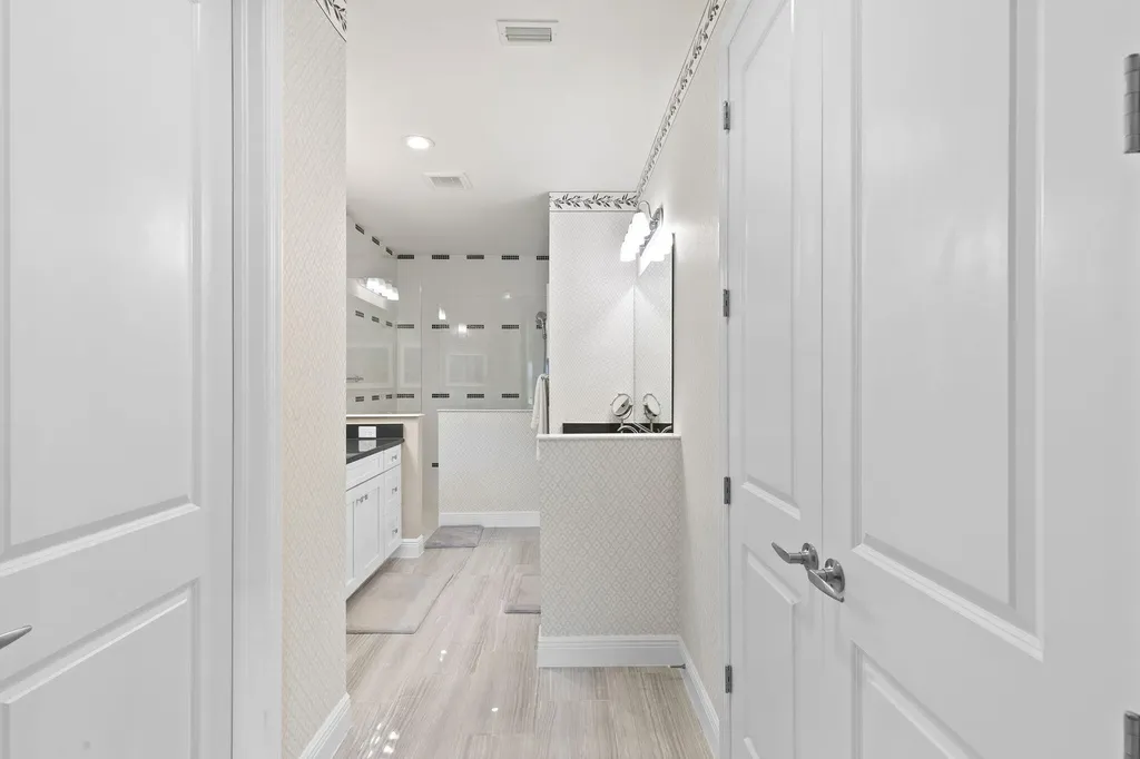 2259 Marquesa Circle Naples FL 34112
