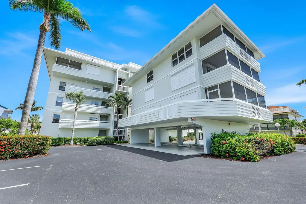 1041 Swallow Avenue Marco Island FL 34145