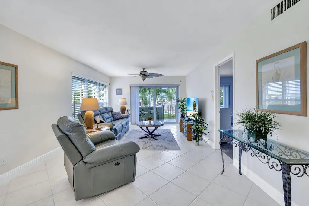 1041 Swallow Avenue Marco Island FL 34145