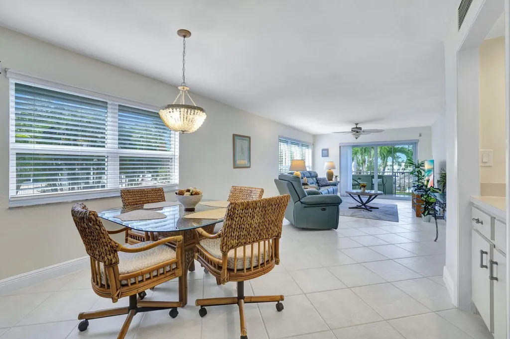 1041 Swallow Avenue Marco Island FL 34145