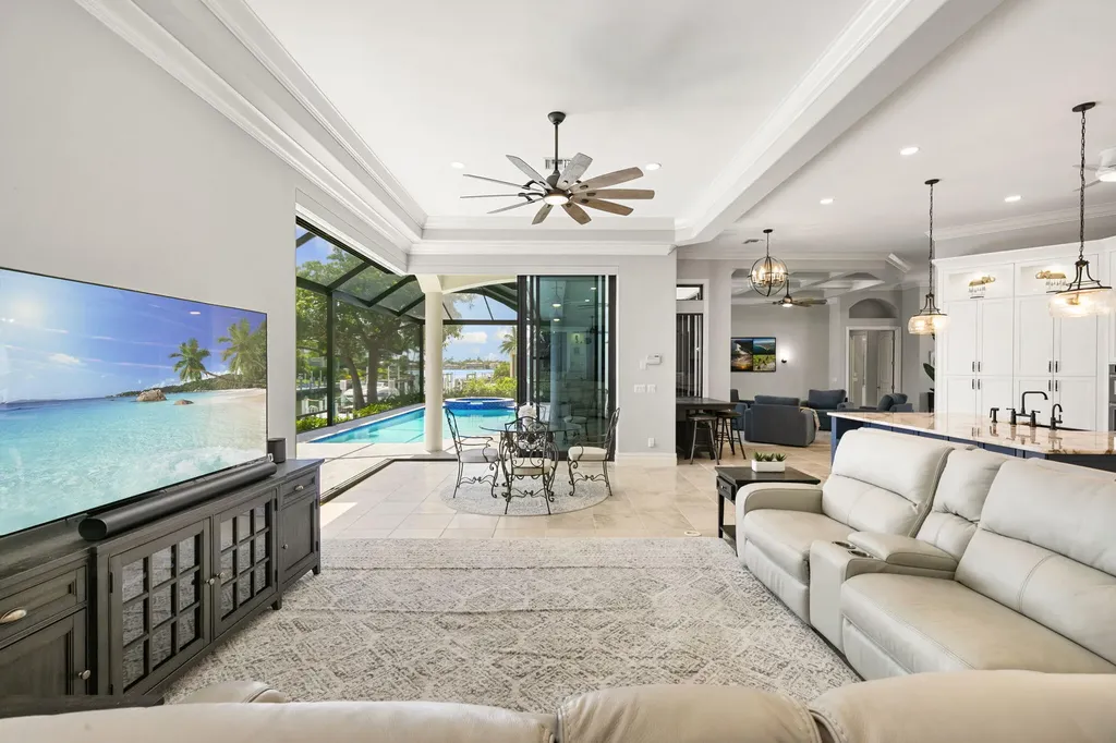 511 Alameda Court Marco Island FL 34145