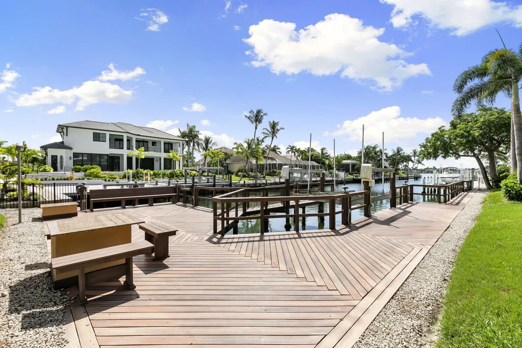 511 Alameda Court Marco Island FL 34145