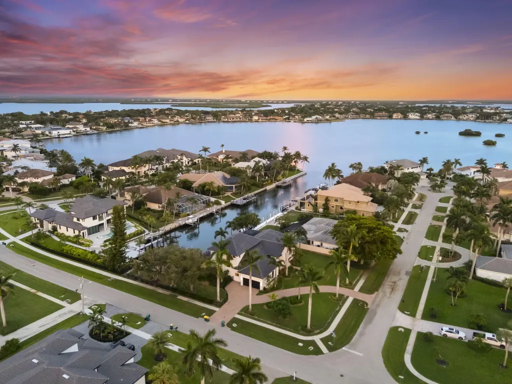 511 Alameda Court Marco Island FL 34145