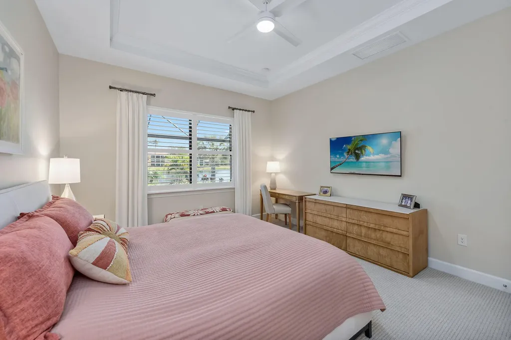 2720 Amaranda Court Naples FL 34114