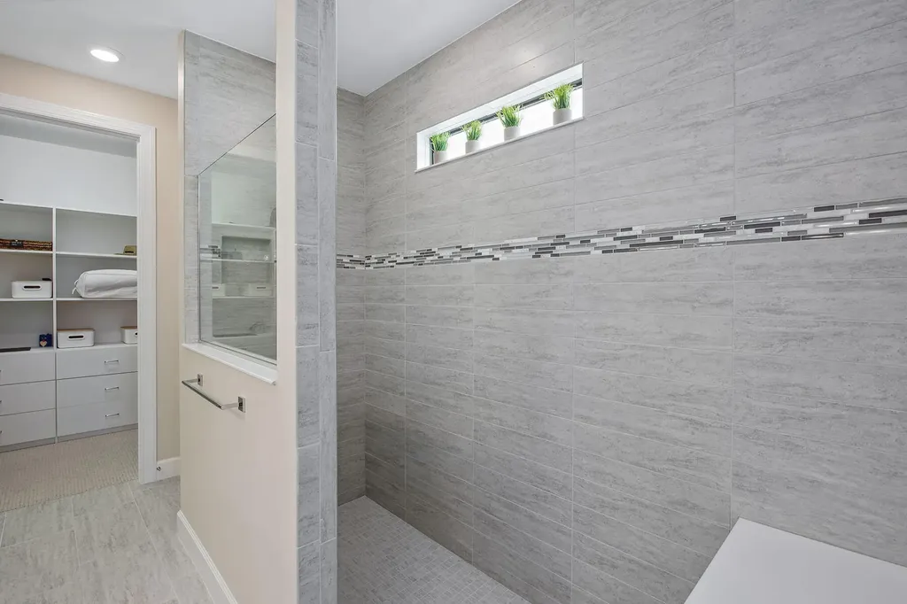 2720 Amaranda Court Naples FL 34114