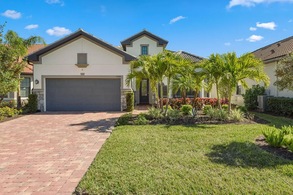 2720 Amaranda Court Naples FL 34114