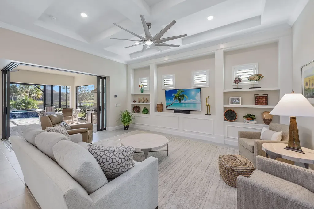 2720 Amaranda Court Naples FL 34114