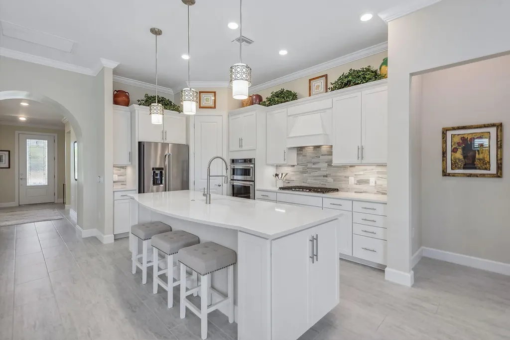 2720 Amaranda Court Naples FL 34114